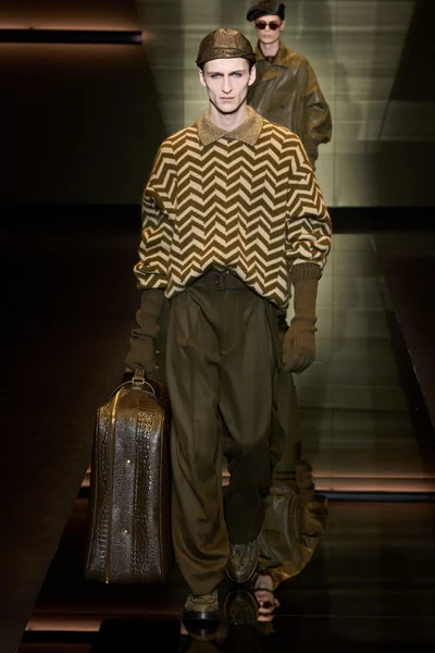 Look 61